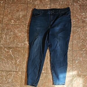 Fashion to Figure Dark Blue Ankle Jeans